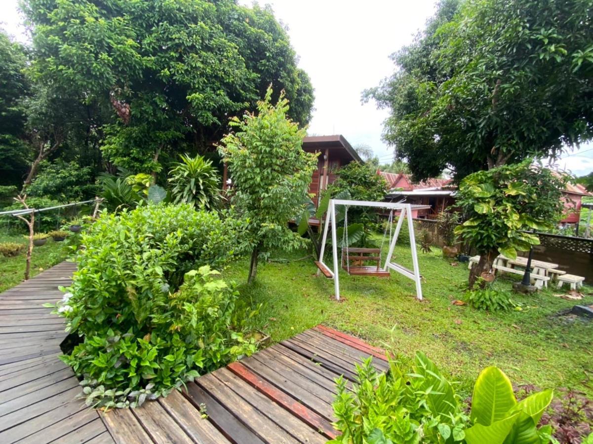 Romyen House Hotel Ban Nong Nam Khan Екстериор снимка