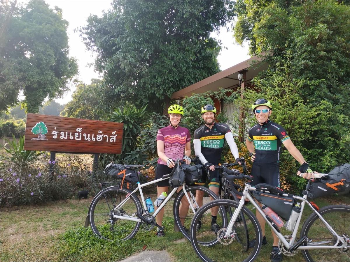 Romyen House Hotel Ban Nong Nam Khan Екстериор снимка