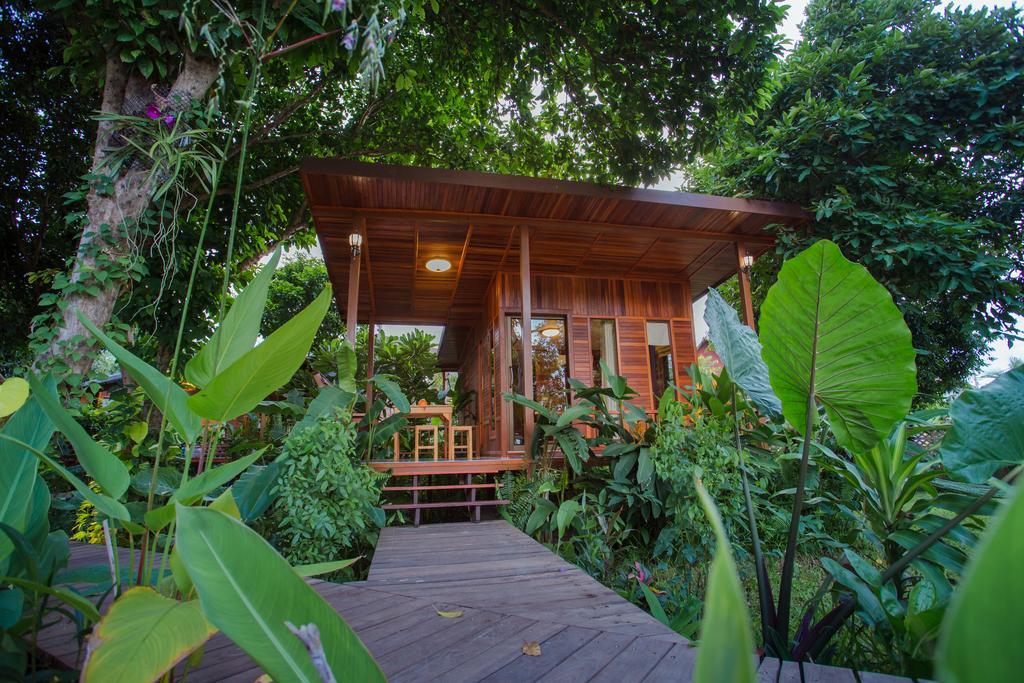 Romyen House Hotel Ban Nong Nam Khan Екстериор снимка