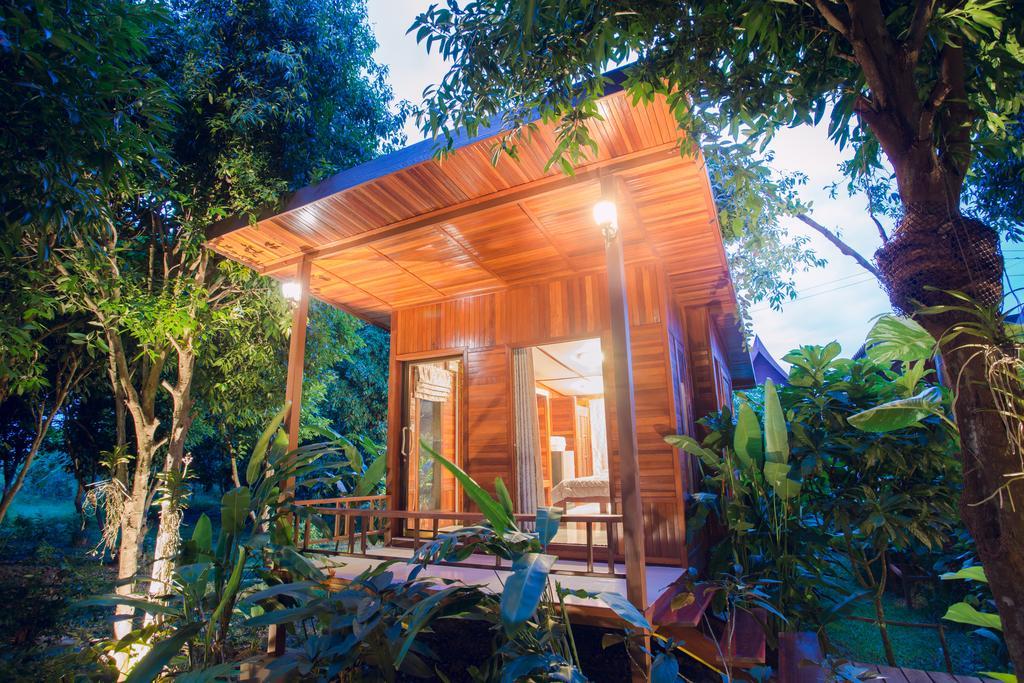 Romyen House Hotel Ban Nong Nam Khan Екстериор снимка